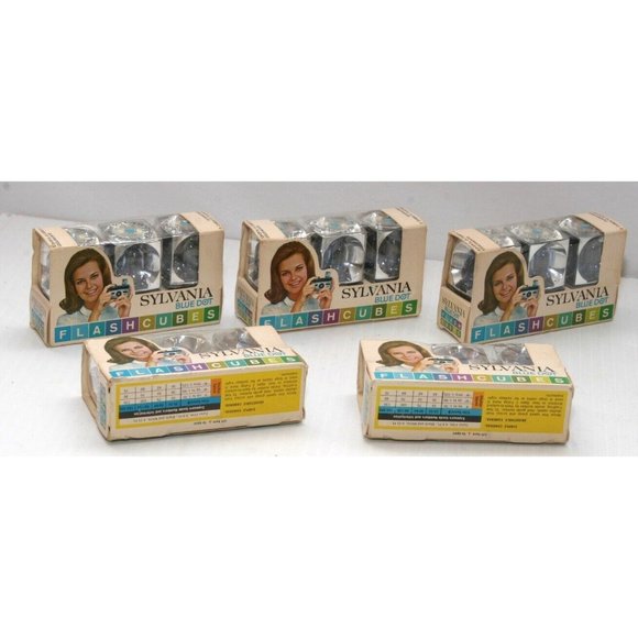 Sylvania Blue Dot Flashcubes 5 Boxes of 3 Cubes Each Total 60 Flashes Vintage - Picture 4 of 4